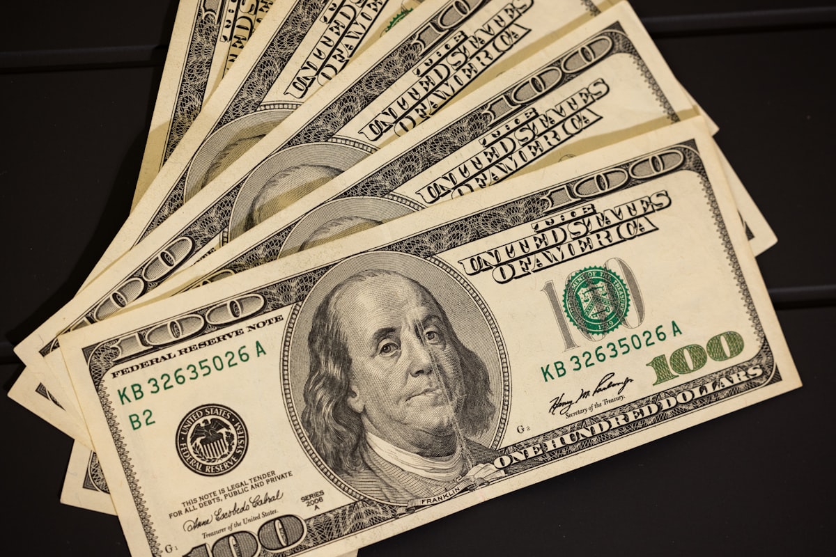 How Much Does a Lawn Care Business Make? (Real Numbers by Stage)